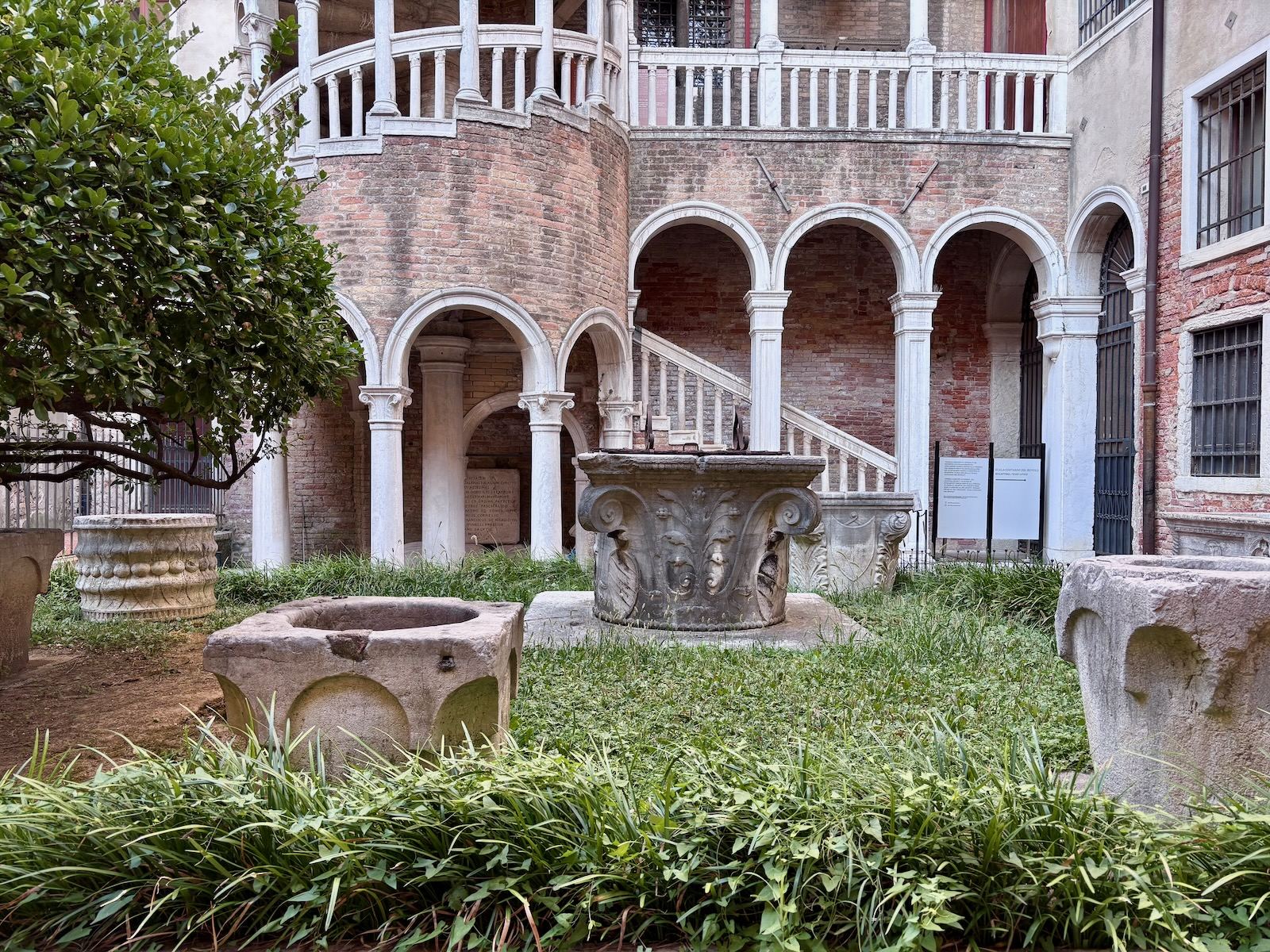 CORTI NASCOSTE A SAN MARCO